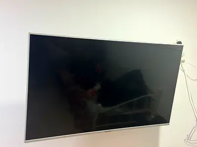 50 inch geepas LED TV - Good working condition