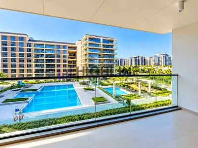 BRIGHT & PRIME 2BR | POOL & PARK VIEW