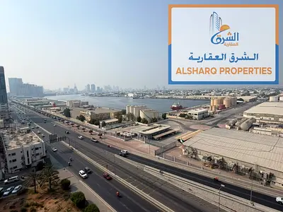 غرفتين وصالة.موقع ممتاز ومساحات مناسبة--بلكونة بإطلالة بحريه--باركن سيارة مجاني