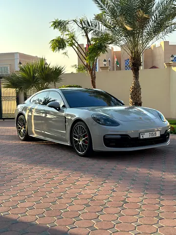 2019 Porsche Panamera GTS GCC Specs