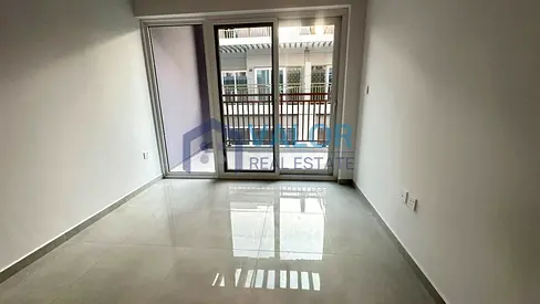 Spacious 4BR Villa | Closed Kitchen | 2 Parking | Verona