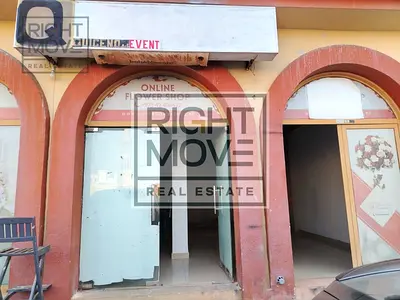 Spacious shop for rent | Parking side | Spain Cluster