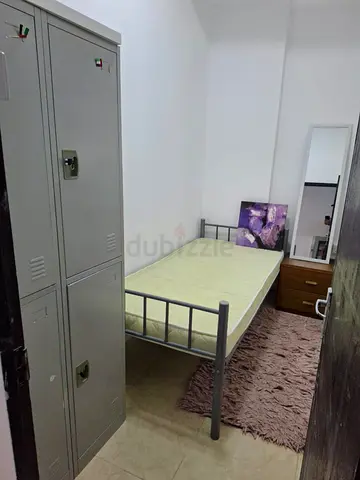 Partition in apartment for rent in nakheel