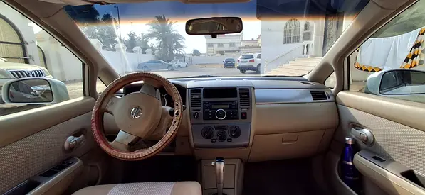 2007 Nissan TIIDA 照片 3