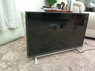 40-43 inch LED TV in good working condition