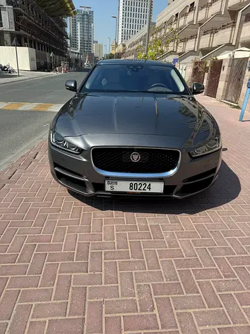 صورة 1 لـ 2016 Jaguar XE