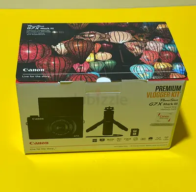 Canon G7X Mark III premium vlogger kit with 2 year Canon warranty