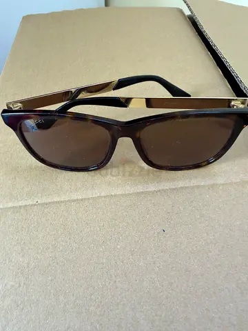 Gucci Sunglass