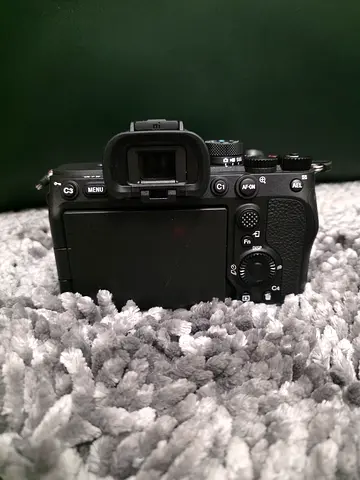 Sony A7 IV Full-Frame Mirrorless Camera – Excellent Condition