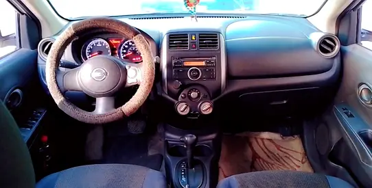 صورة 4 لـ 2012 Nissan VERSA