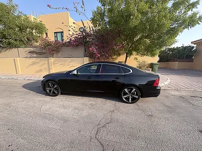 Volvo S90 2019 R-Design GCC Specs
