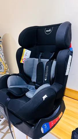 Mochi Sumo convertible child car seat - good condition