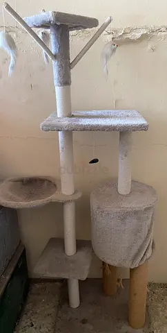 Cat tree