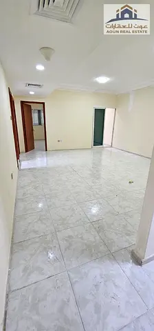 للبيع المجاز 2 غرفتين و صالة 2 حمام بلكونة الشقة مجددة بالكامل مساحة 100 متر مطلوب 460 الف درهم