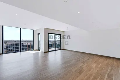 Premium Unit | Ideal Location | Pool View | Vacant