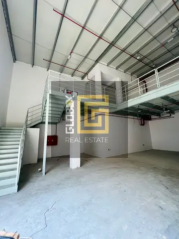 🏭 مستودع للإيجار – الجرف 3، عجمان