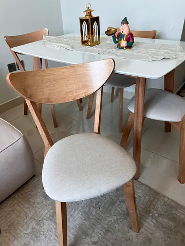 Set of 4 Modern Wooden Dining Chairs from with Beige Upholstery (Used)