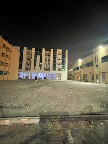 أرض سكني تجاري للبيع في القاسمية بوشغارة بمساحة 10,000 قدم وارتفاع أرضي و18 طابق