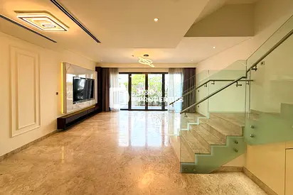 Best Price | Spacious | Private Lift and Garden