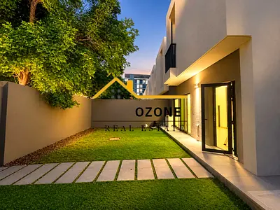 EXCLUSIVE CORNER UNIT || ALL AMENITIES || READY TO MOVE