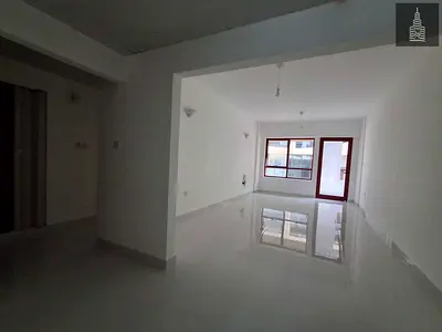 Spacious 3-Bedroom Apartment with Stunning SZR Skyline Views