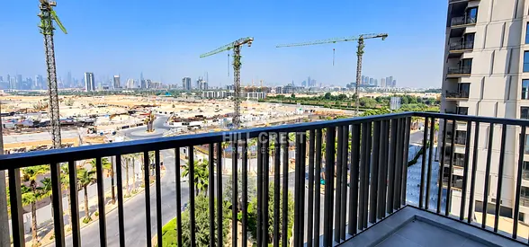 Burj Khalifa View | Mid Floor | Prime Location