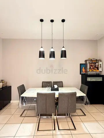 Modern 4-Seater Dining Table with Grey Upholstered Chairs