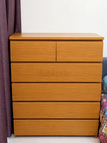 6-drawer Wooden Dresser / Chest of Drawers - Light Oak Finish