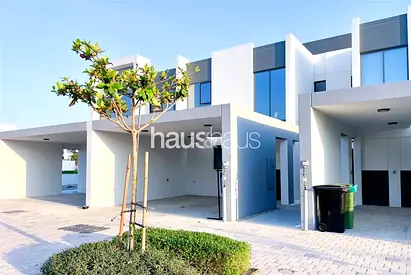 Single Row | Adjacent Park | Vastu | Must see
