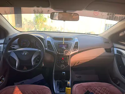2015 Hyundai ELANTRA — фото 9