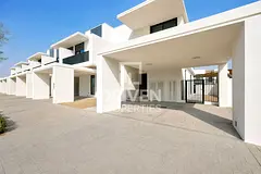 Single Row | 1 of 1 | Extended | Next to Amenities