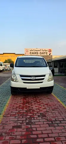 Hyundai H1 2012 GCC Specs