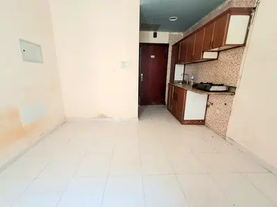 Limited offer studio available just in 16k available