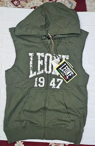Leone 1947 Sleeveless Hoodie – Brand New
جاكيت/هودي