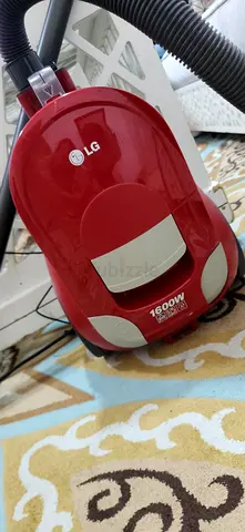 Red LG 1600W Canister Vacuum Cleaner - Good Working Condition
