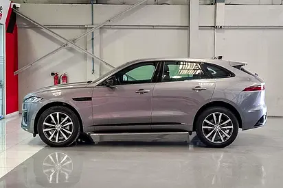 2025 Jaguar F-PACE — фото 5