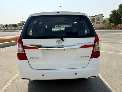 صورة 6 لـ 2015 Toyota INNOVA