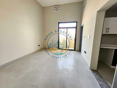 New barnd building studio separate kitchen with balcony open view 30k only family building