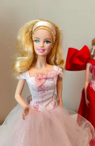 2016 Barbie Signature Birthday Wishes Doll