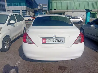 2013 Nissan SUNNY thumbnail 16