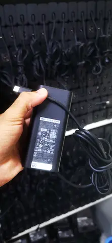 Dell 65W Laptop Charger / AC Adapter (Used) - Good Working Condition