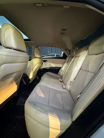 2013 Toyota AVALON 照片 9