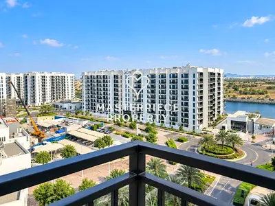 Canal and Sea World View | Vacant | High Floor