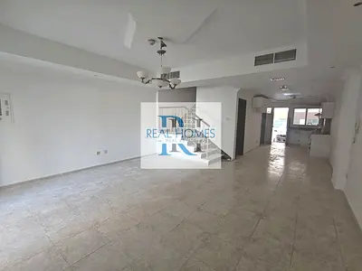 3BR Townhouse with Maid’s Room! Near Circle Mall! Ideal Unit.