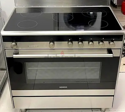 Siemens 90cm Electric Ceramic Hob with Oven - Good Condition