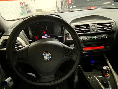 2014 BMW 1-SERIES 缩略图 11
