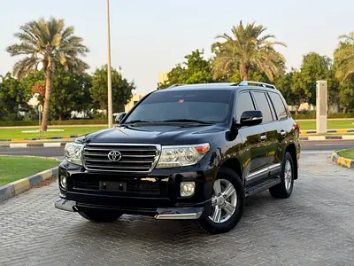 2015 Toyota Land Cruiser GXR GCC Specs