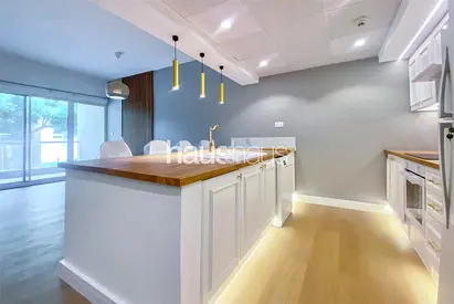 Fully upgraded | Unfurnished | 1 Bedroom