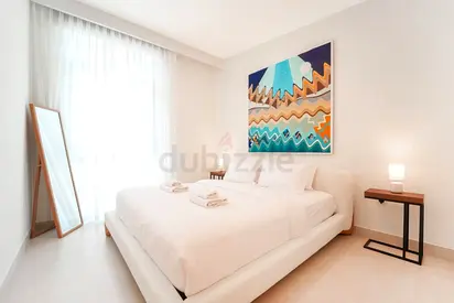 Modern 1BR Retreat in Parkside Views | Dubai Hills