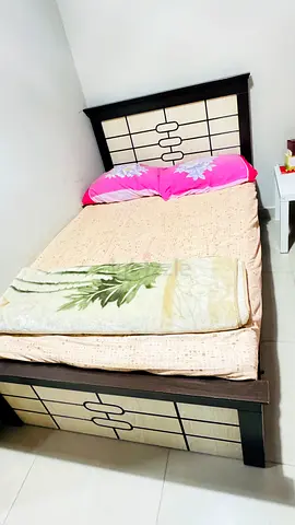 Single Bed and mattress